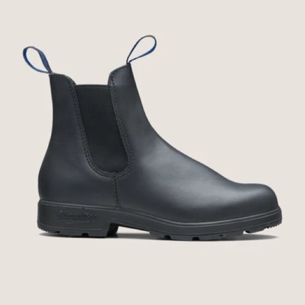 Blundstones